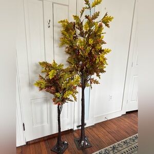 PARTY DECOR | faux pre-lit fall foliage trees